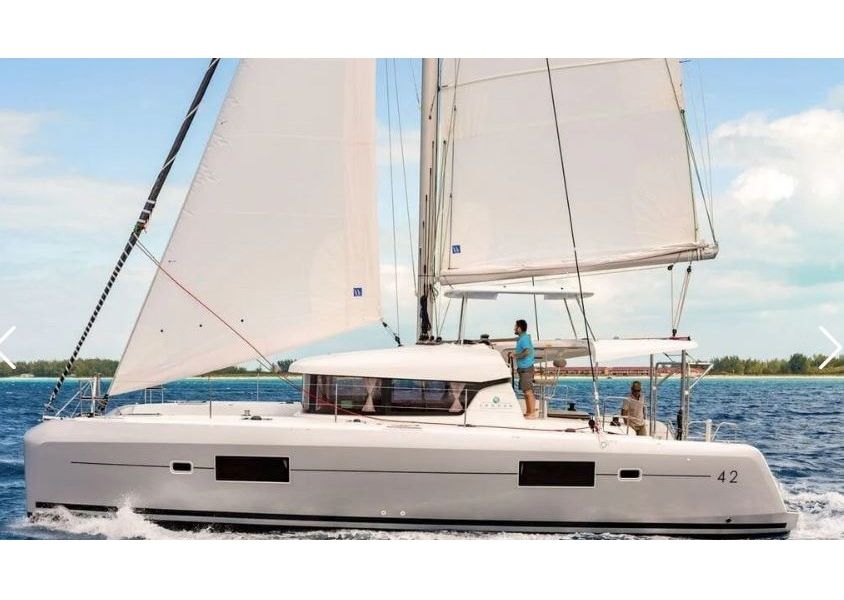 Katamaran Lagoon 42