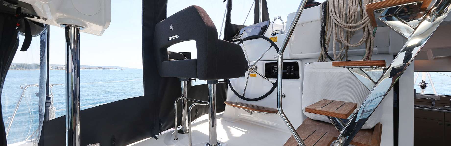 Catamaran Lagoon 43