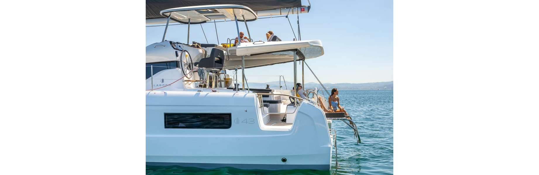 Catamarano Lagoon 43