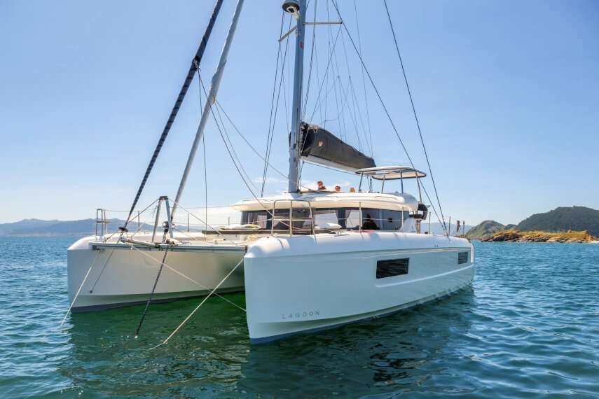 Catamaran Lagoon 43