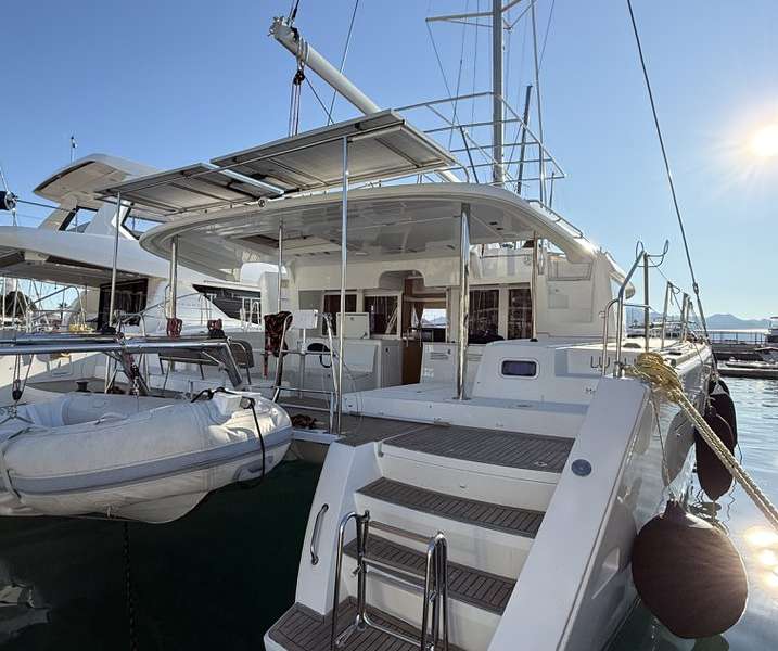 Катамаран Lagoon 450 F