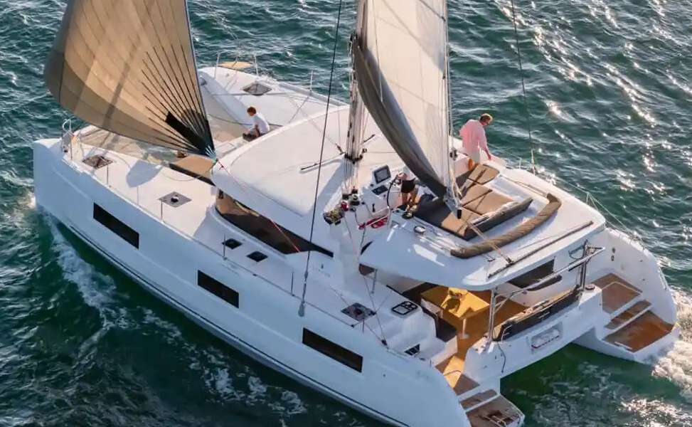 Катамаран Lagoon 46
