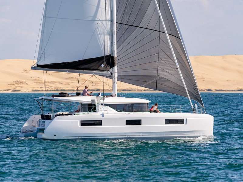 Catamaran Lagoon 46