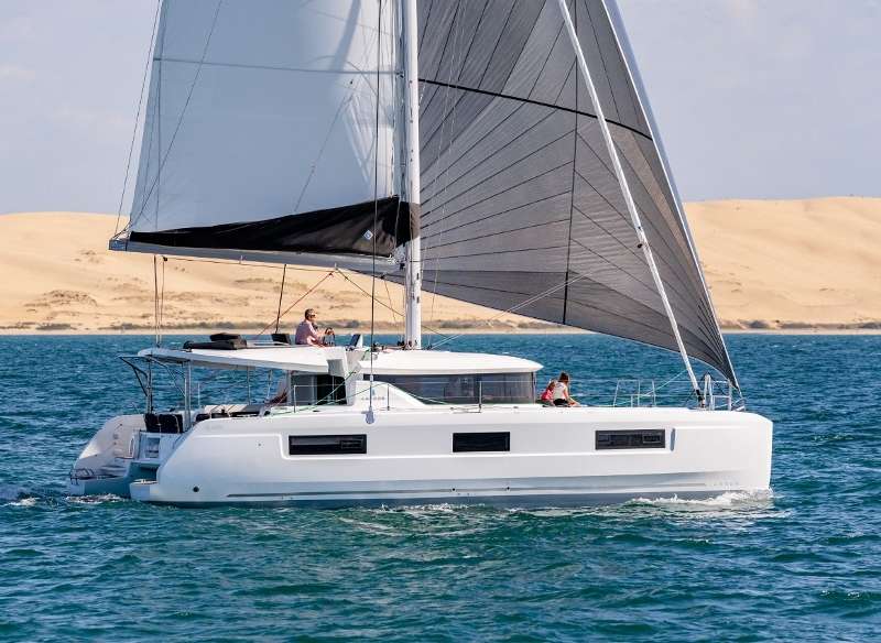 Catamaran Lagoon 46