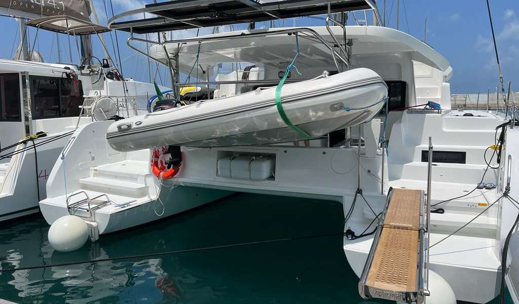 Катамаран Lagoon 46