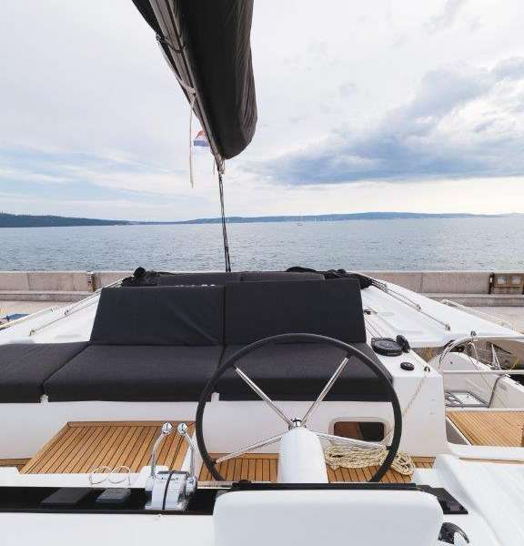 Catamaran Lagoon 46