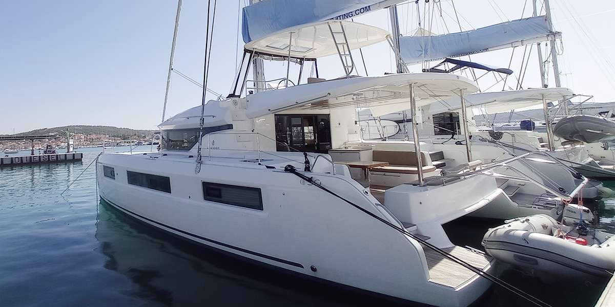 Катамаран Lagoon 50
