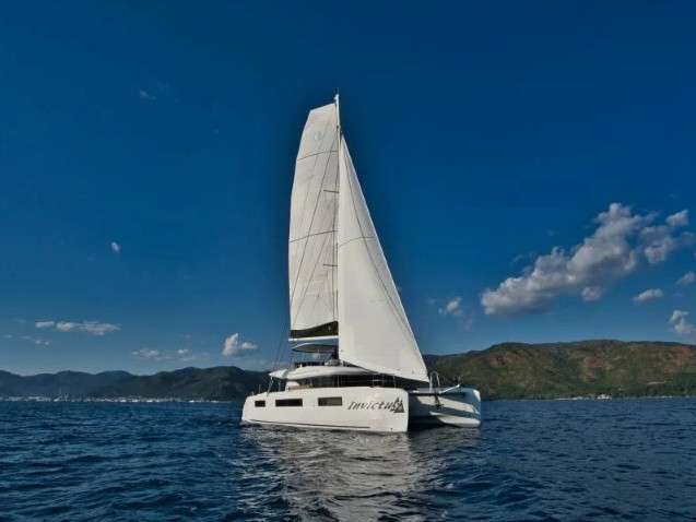 Katamaran Lagoon 50