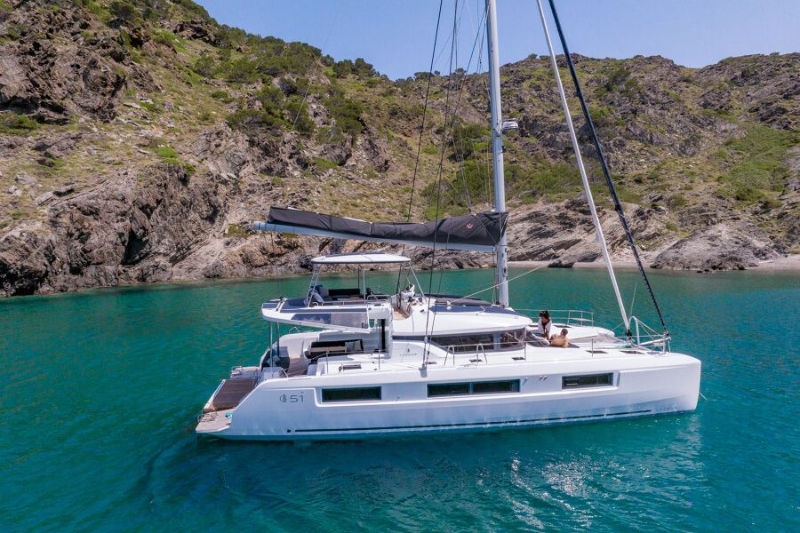Катамаран Lagoon 51