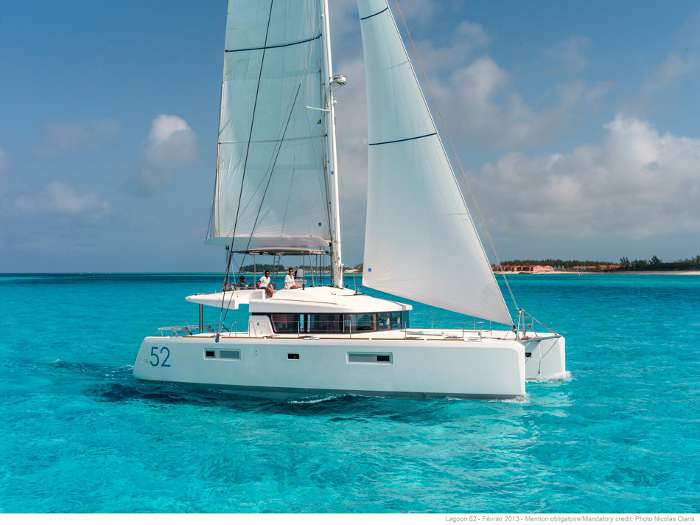 Catamaran Lagoon 52