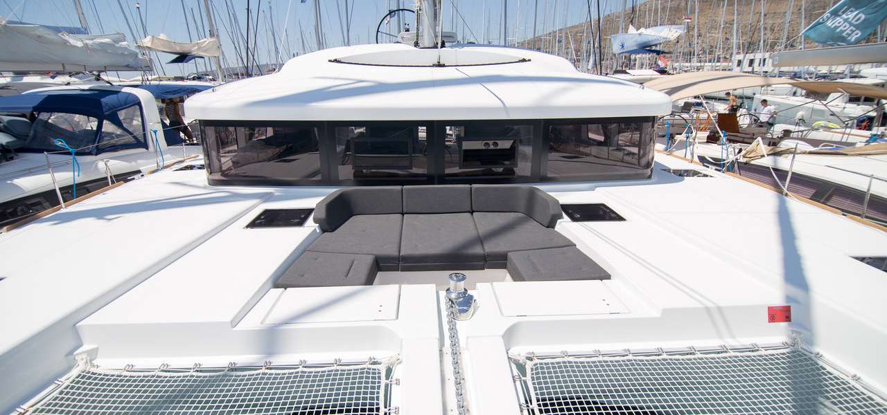 Catamaran Lagoon 52