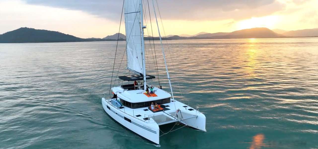 Katamaran Lagoon 52 Fly