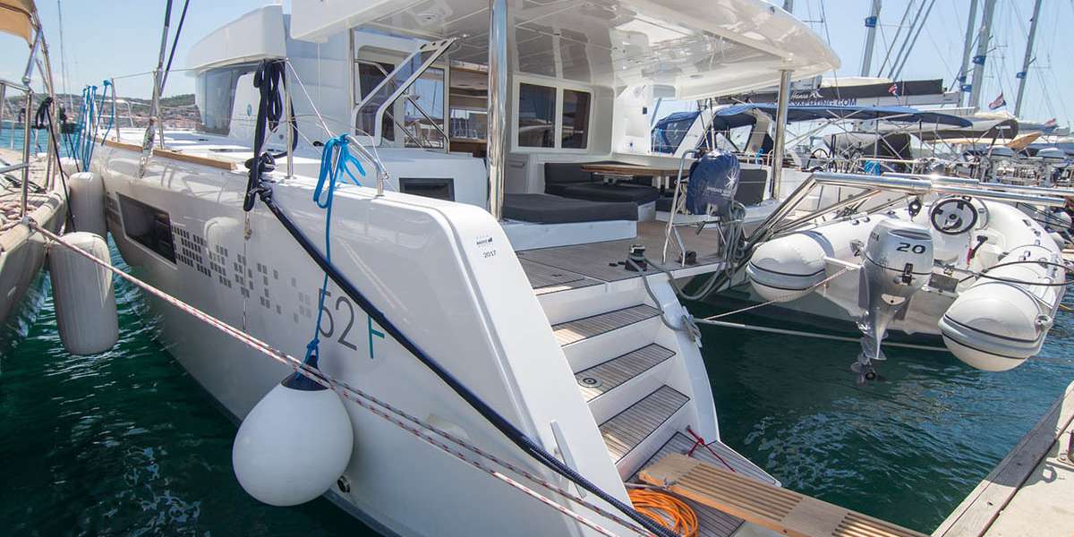 Catamarán Lagoon 52 Fly
