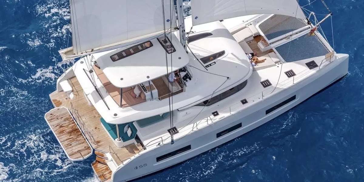 Catamarán Lagoon 55