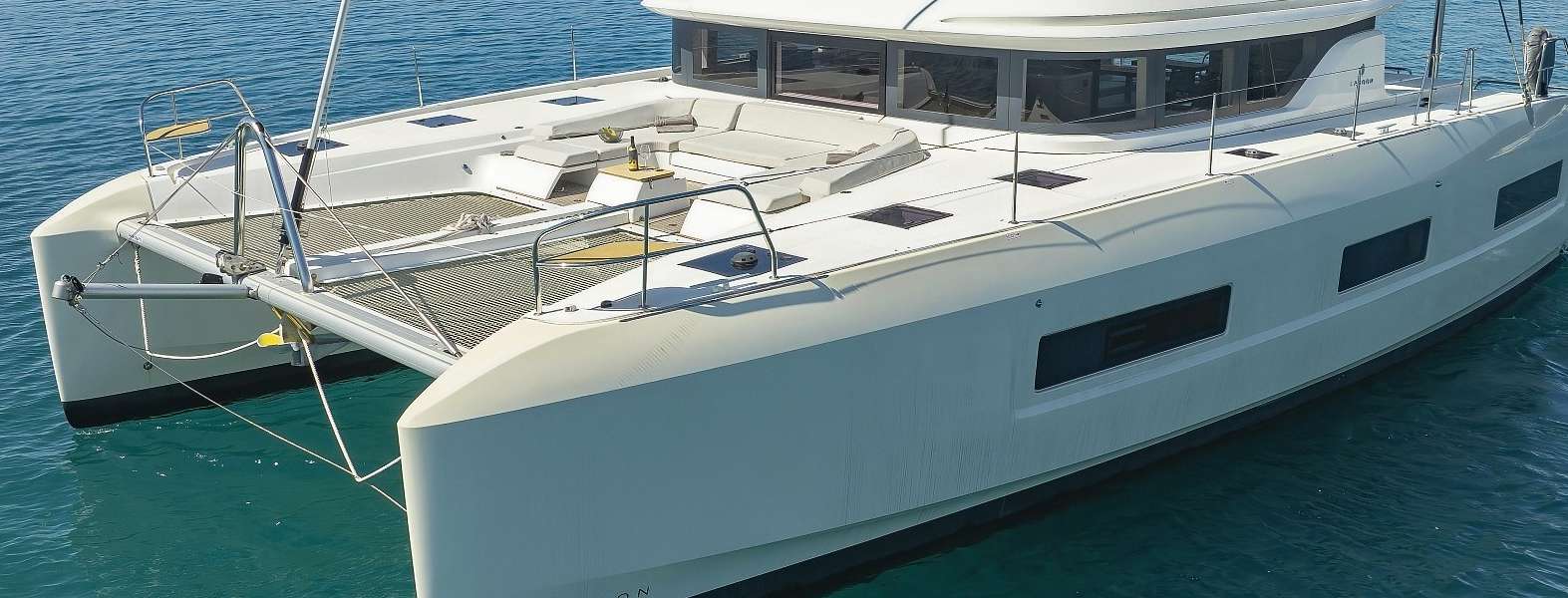Catamarano Lagoon 55