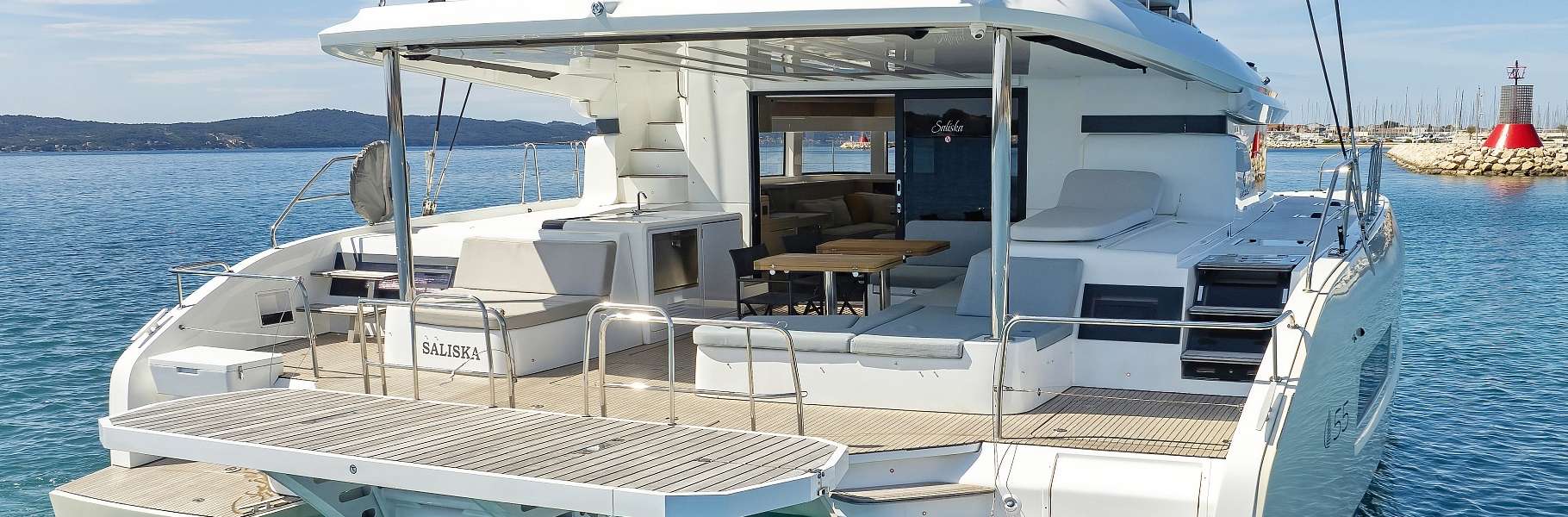 Катамаран Lagoon 55