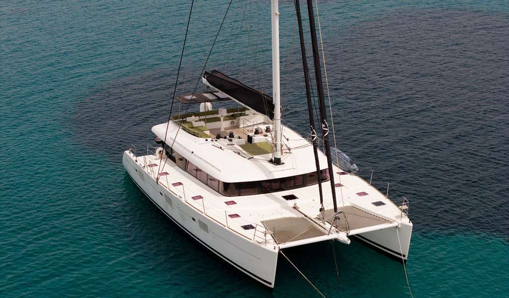 Catamarán Lagoon 620