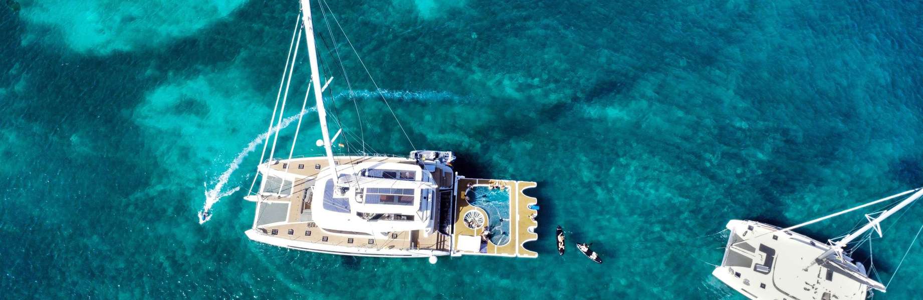 Catamarano Lagoon Sixty 5