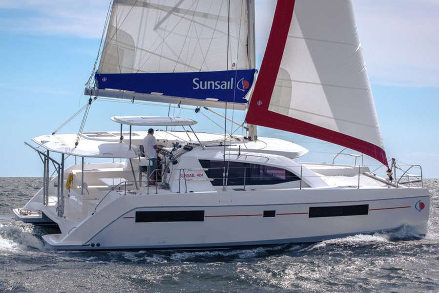 Catamaran Leopard 40