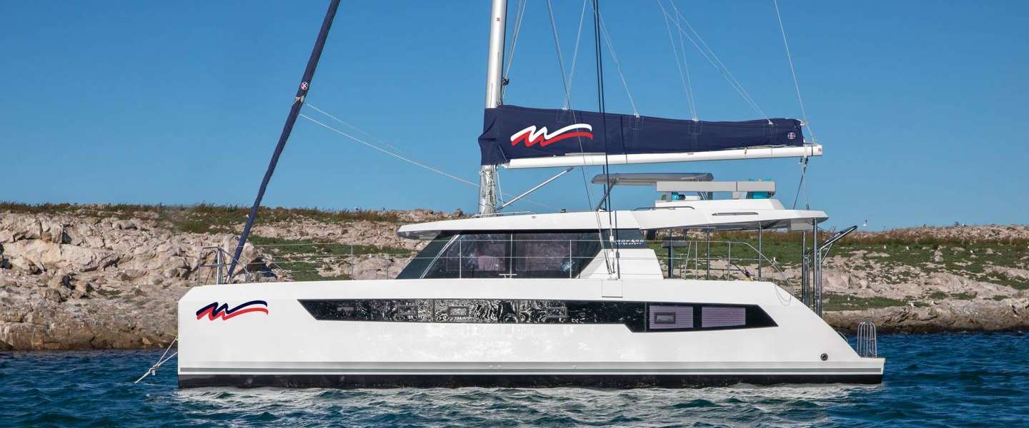 Catamaran Leopard 42