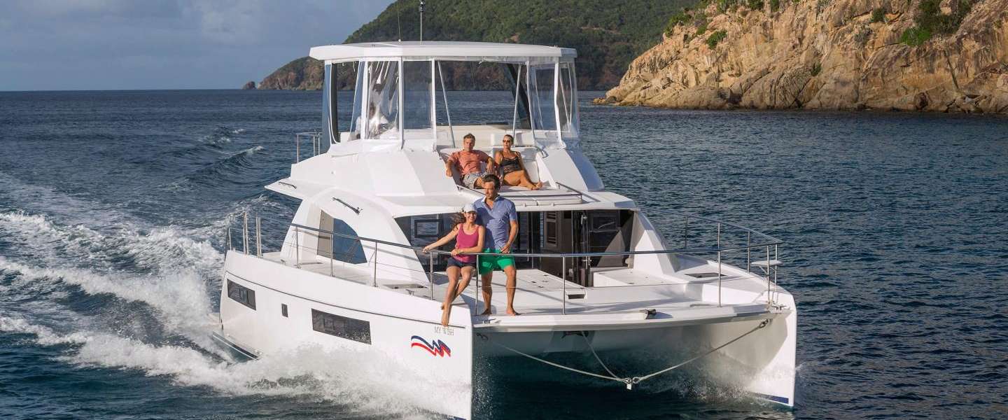 Catamaran à Moteur Leopard 43 PC