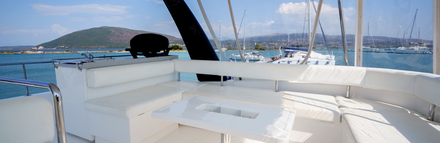 Power Catamaran Leopard 43 PC