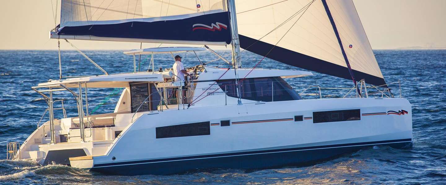 Catamaran Leopard 45