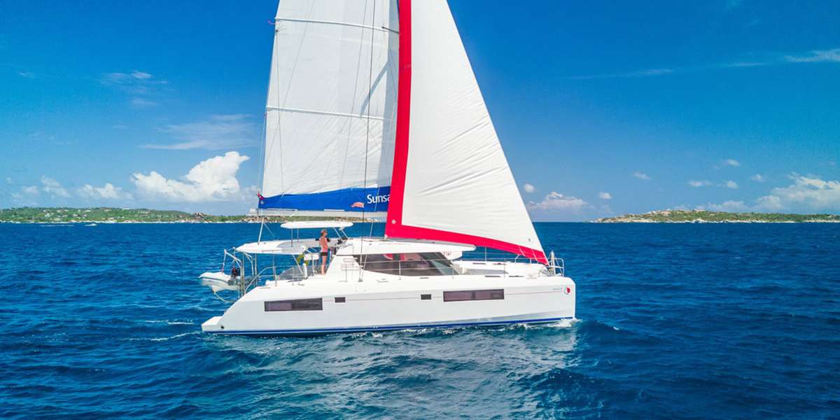 Catamaran Leopard 45