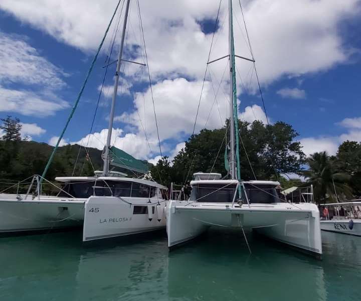 Catamarano Leopard 45