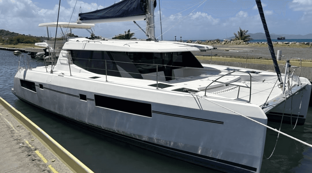 Catamarano Leopard 45