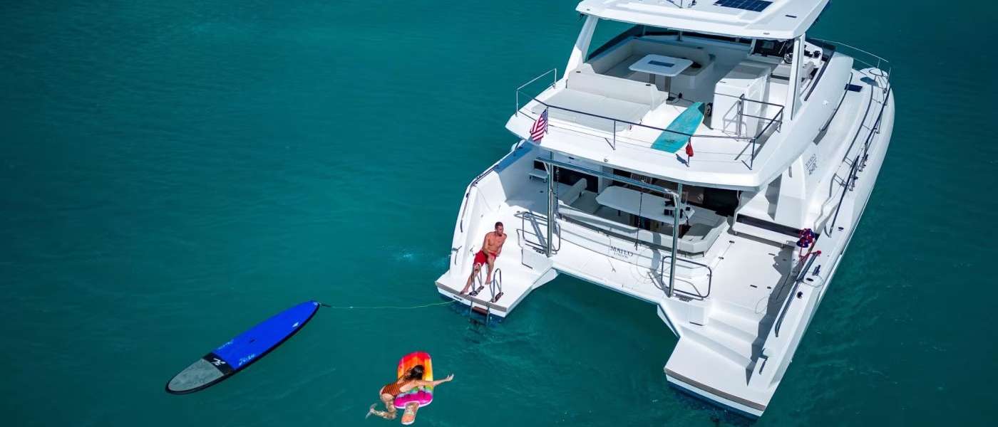 Catamarano a Motore Leopard 46 PC