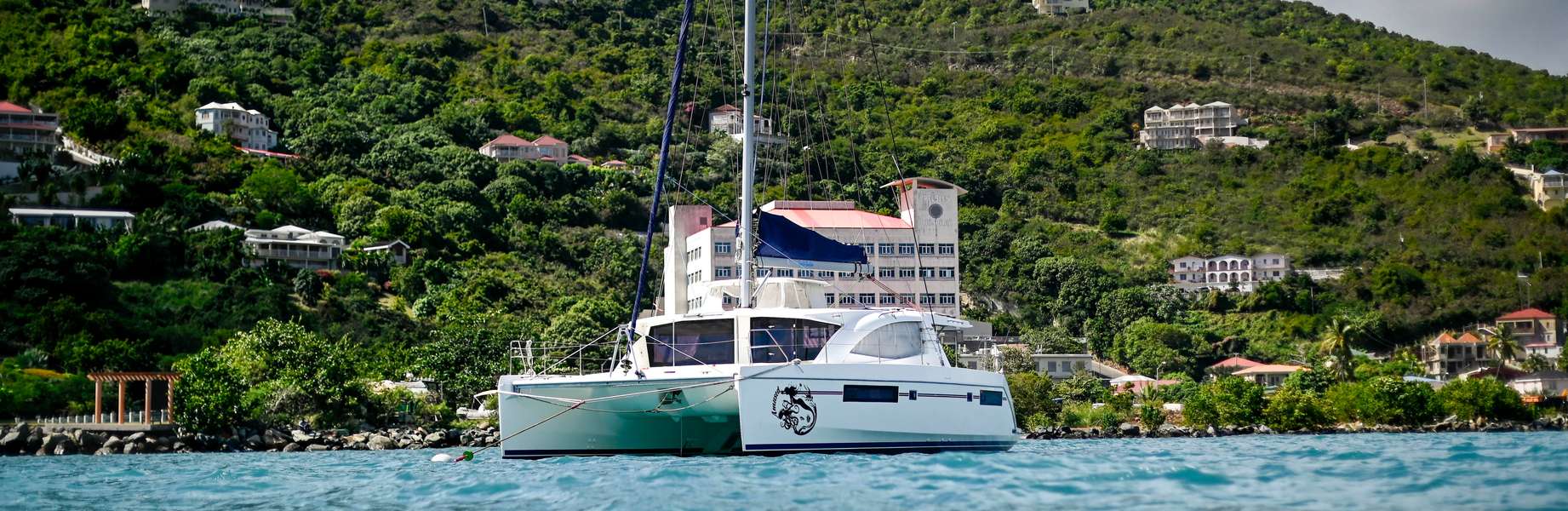 Catamarán Leopard 48