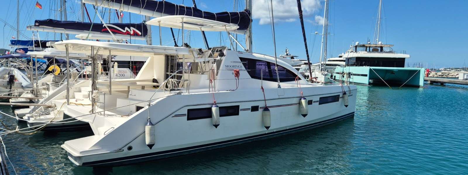 Catamarán Leopard 48