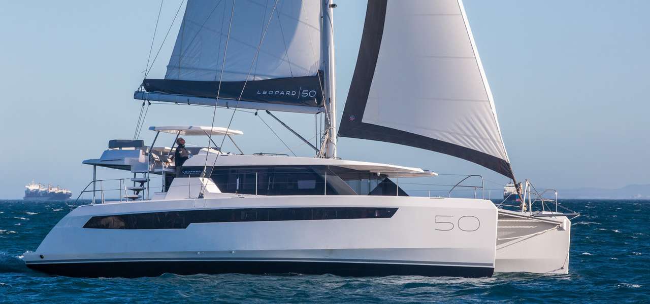 Catamaran Leopard 50