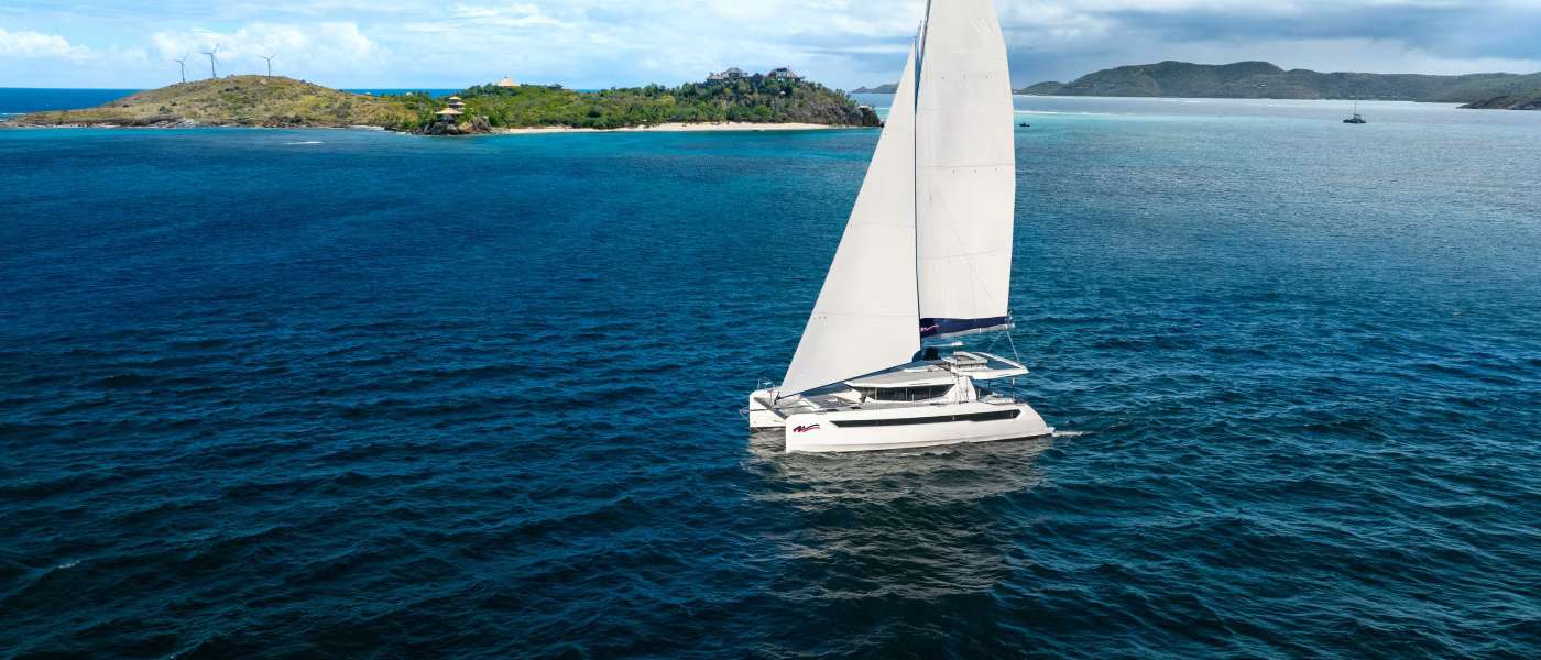 Katamaran Leopard 52