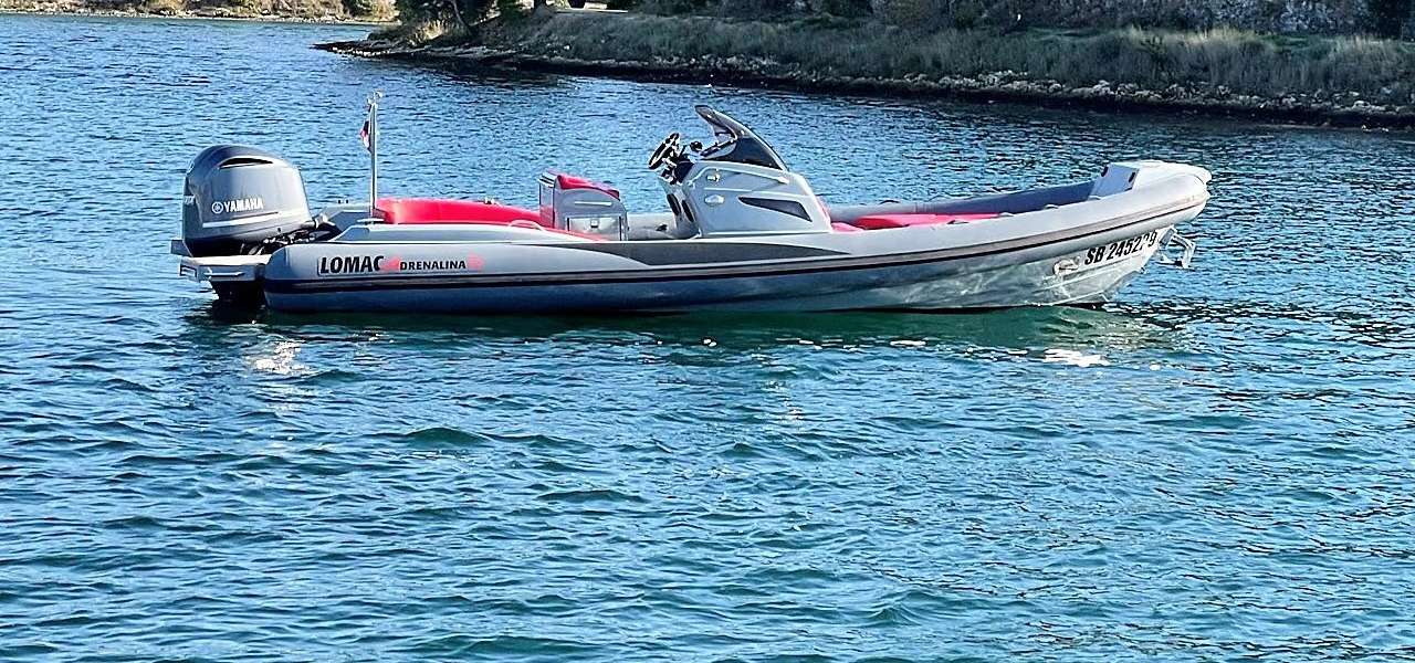 Halbstarres Boot Lomac 750