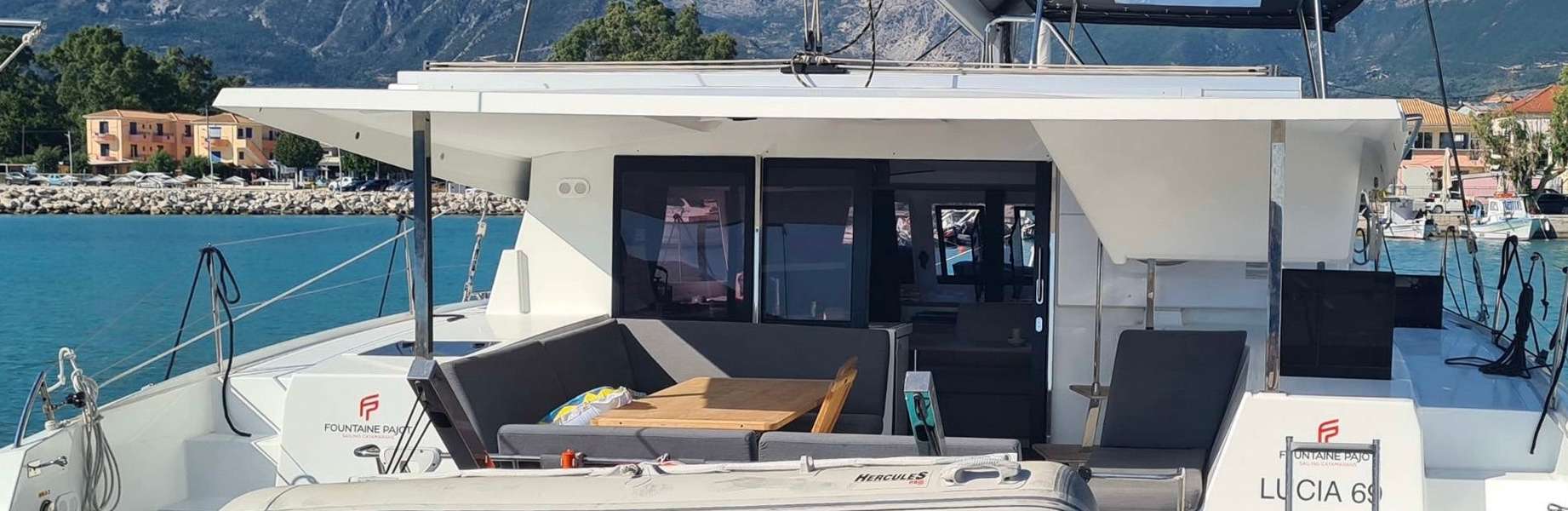 Catamaran Lucia 40