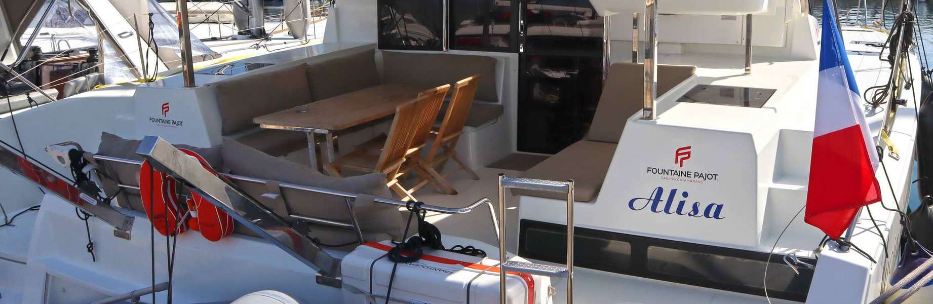 Catamaran Lucia 40