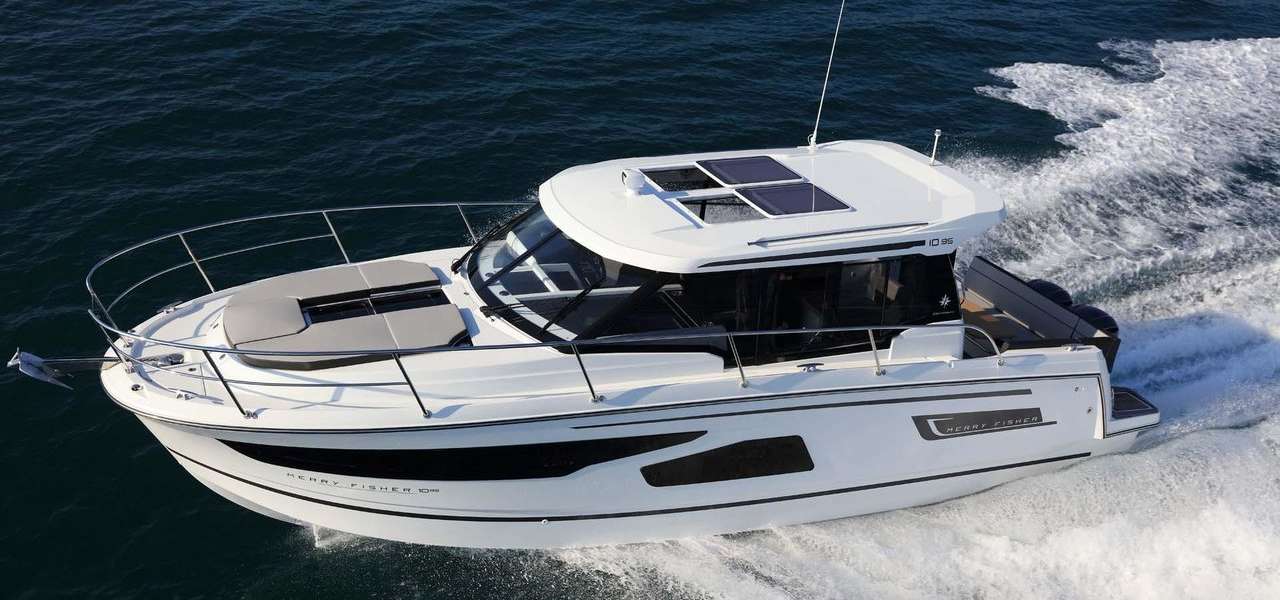 Motor boat Merry Fisher 1095