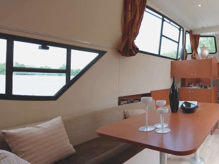 Теплоход Minuetto 6+