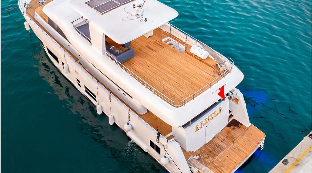 Yacht di Lusso Almila