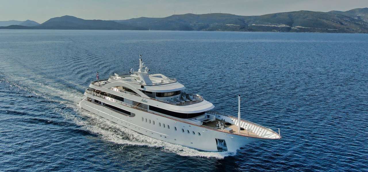 Yacht di Lusso Anthea