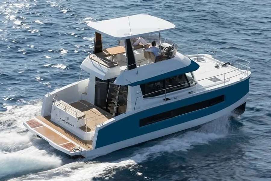 Catamarano a Motore MY 37