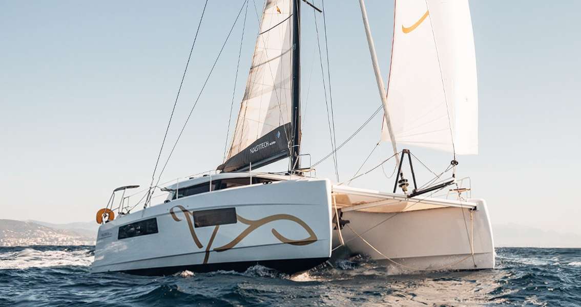 Catamarán Nautitech 44 Open