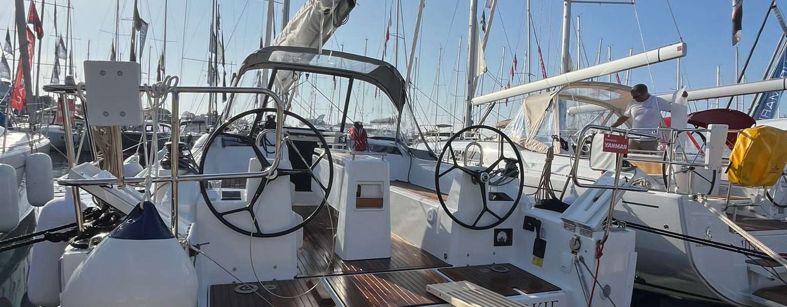 Sailboat Oceanis 34.1