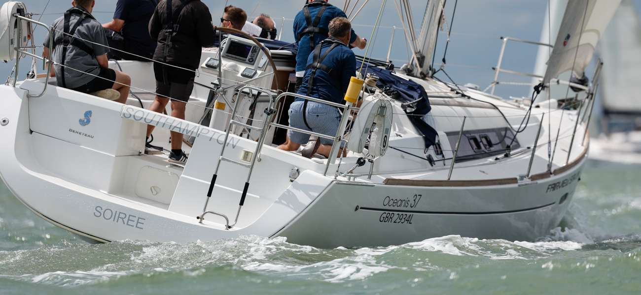 Łódź Żaglowa Oceanis 37