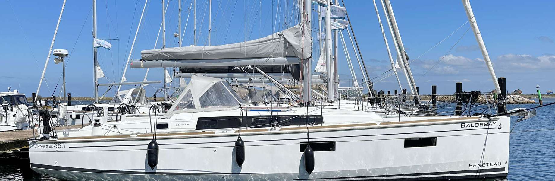 Barca a vela Oceanis 38.1
