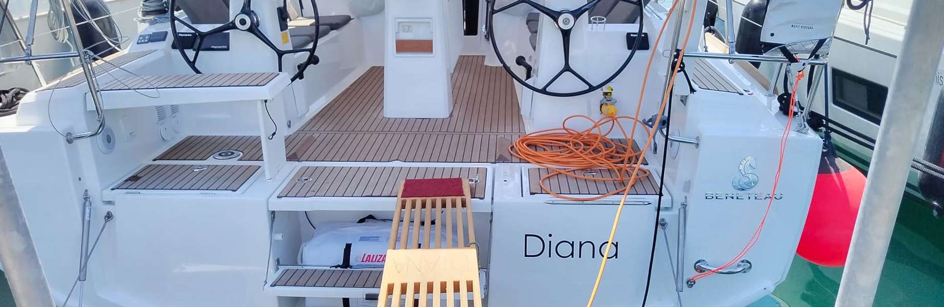 Парусная яхта Oceanis 38.1