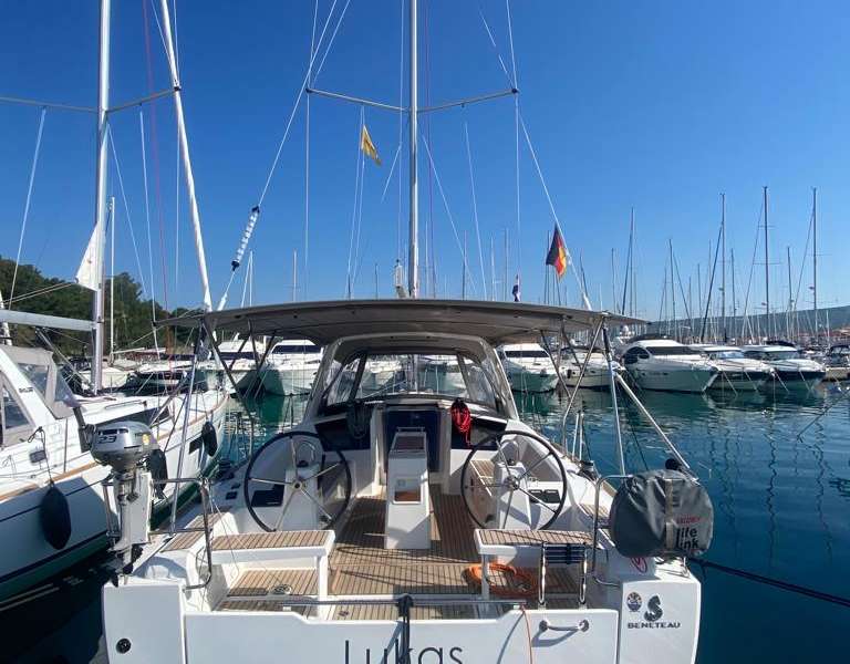 Voilier Oceanis 38.1