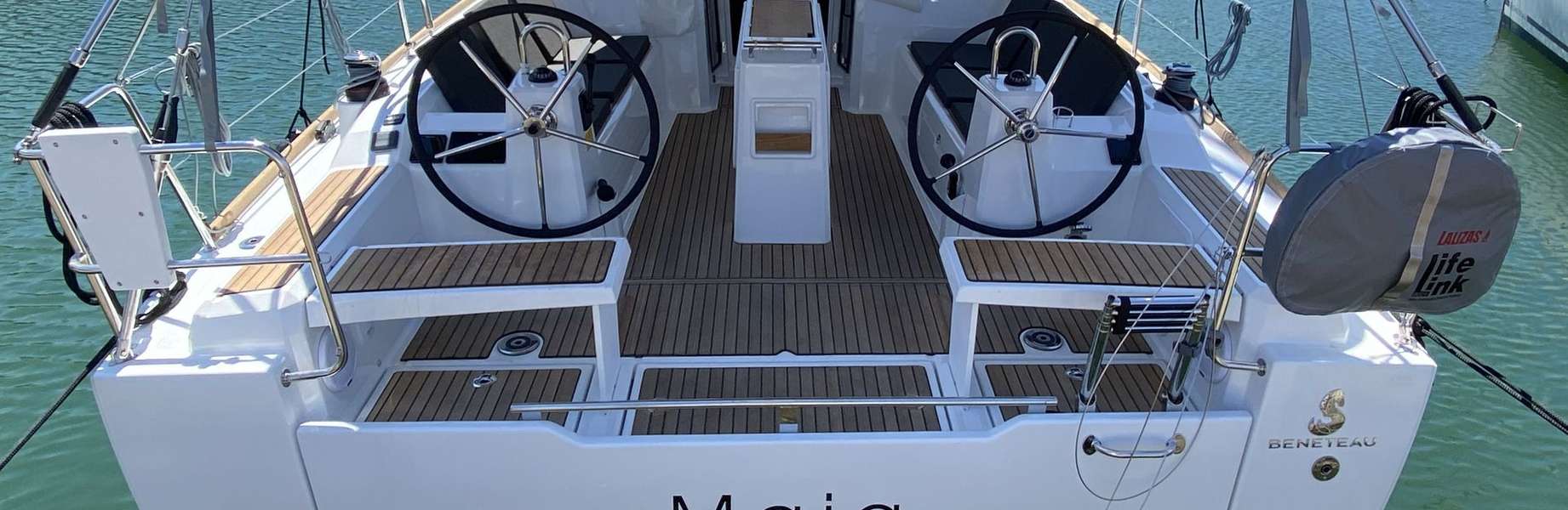 Парусная яхта Oceanis 38.1